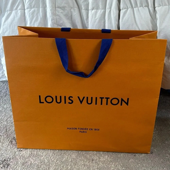 New Authentic Louis Vuitton Brown Shopping Gift Bag Large Bag - Picture 1 of 2
